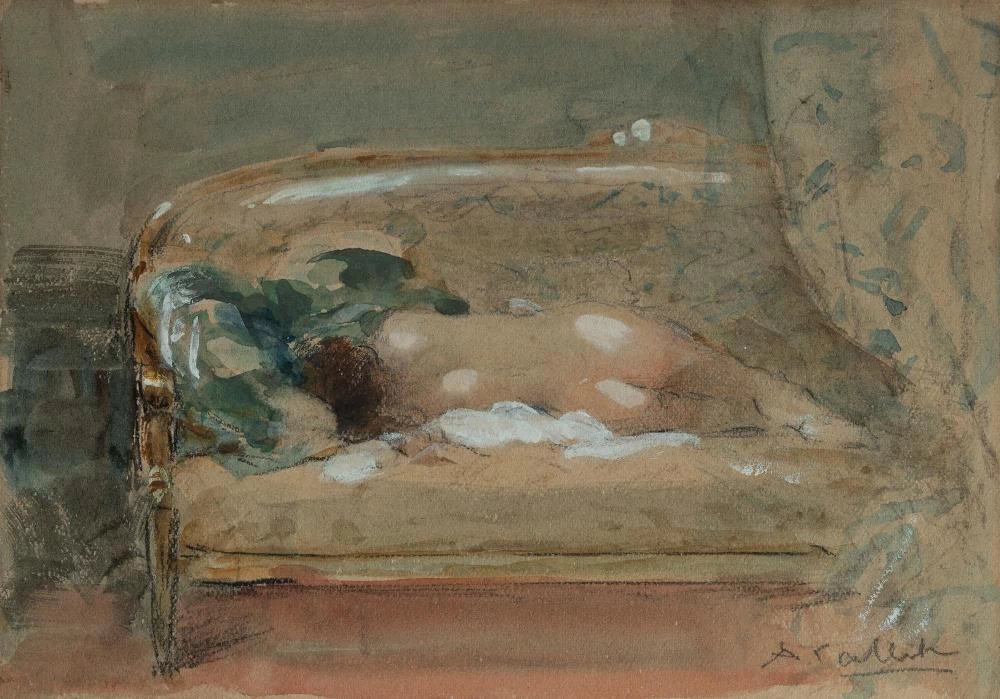 Addormentata sul divano